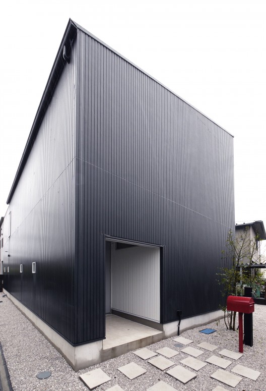 Courtesy of Krew Architects