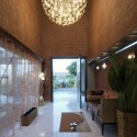 The Brick House / Hiren Patel Architects The Brick House / Hiren Patel Architects © Sebastian Zachariah