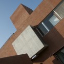 The Brick House / Hiren Patel Architects The Brick House / Hiren Patel Architects © Sebastian Zachariah