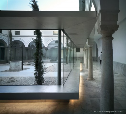 © Jesús Granada