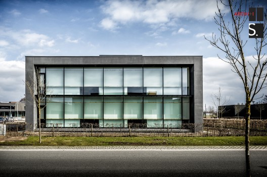 © Klaas Verdru