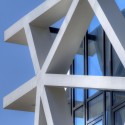 EIGHT Office Complex / PEOPLE © George Fakaros