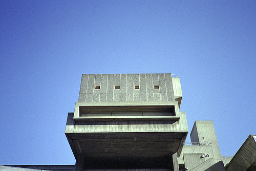 Hayward Gallery © Flickr User CC SkyDivedParcel