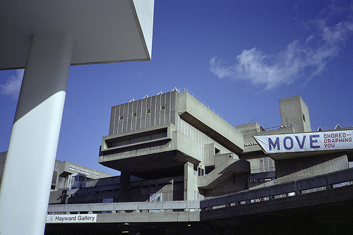 Hayward Gallery © Flickr User CC SkyDivedParcel