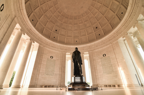 Image of Thomas Jefferson Memorial courtesy of shutterstock.com