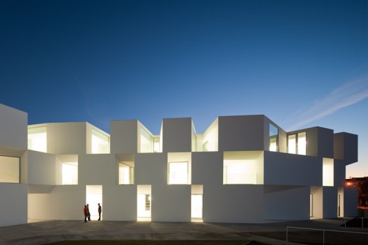 Finalist / Alcácer do Sal Residences / © FG+SG