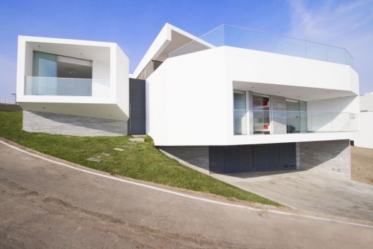 Courtesy of Vertice Arquitectos