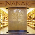 Nanak Emporium / MACh Arquitetos Nanak Emporium / MACh Arquitetos © Gabriel Castro