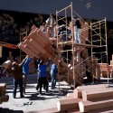 Corrugated Cardboard Pavillion / Miguel Arraiz + David Moreno © Noel Arraiz