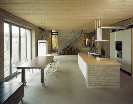 Courtesy of Roswag Architekten