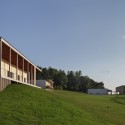Won Dharma / hanrahanMeyers architects Won Dharma / hanrahanMeyers architects © Michael Moran / ottoarchive.com