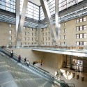 Ice Falls / James Carpenter Design Associates Inc © Andreas Keller