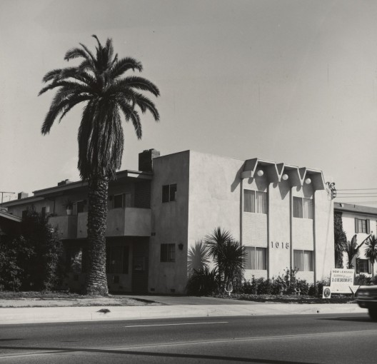 © Ed Ruscha-The J. Paul Getty Museum, Los Angeles / 1018 S. Atlantic Blvd., 1965