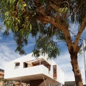 Suburban Beach House / David Barr + Ross Brewin Suburban Beach House / David Barr + Ross Brewin © Robert Frith