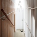 Suburban Beach House / David Barr + Ross Brewin Suburban Beach House / David Barr + Ross Brewin © Robert Frith