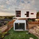 Suburban Beach House / David Barr + Ross Brewin Suburban Beach House / David Barr + Ross Brewin © Robert Frith