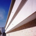 Apartamentos Turísticos y Local Comercial en Valdelagrana / SV60 Arquitectos © Jesús Granada