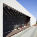 House in Talmei Elazar / Dan & Hila Israelevitz Architects House in Talmei Elazar / Dan & Hila Israelevitz Architects Courtesy of Dan & Hila Israelevitz Architects