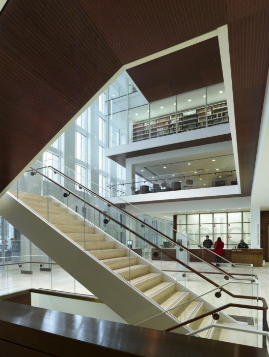 Central Library Renovation; St. Louis / Cannon Design © Timothy Hursley