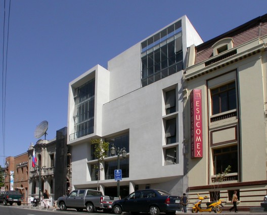 Courtesy of Schmidt Arquitectos