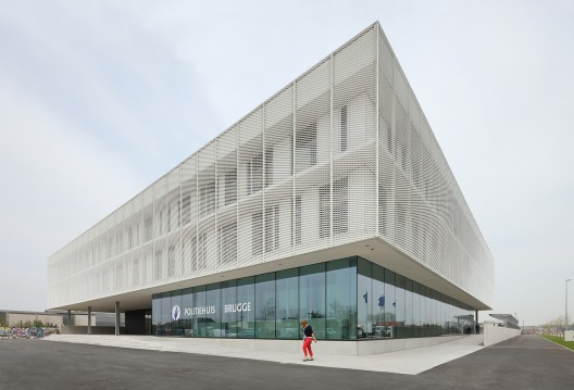© Filip Dujardin