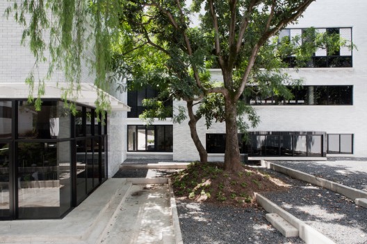 Courtesy of Solis Colomer arquitectos