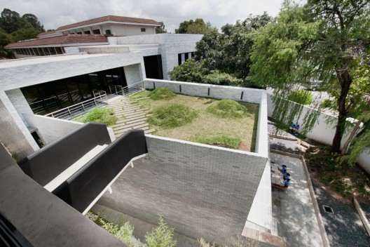 Courtesy of Solis Colomer arquitectos