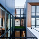 Aurea Residence / Chris Pardo Design: Elemental Architecture Aurea Residence / Chris Pardo Design: Elemental Architecture © Dale Tu