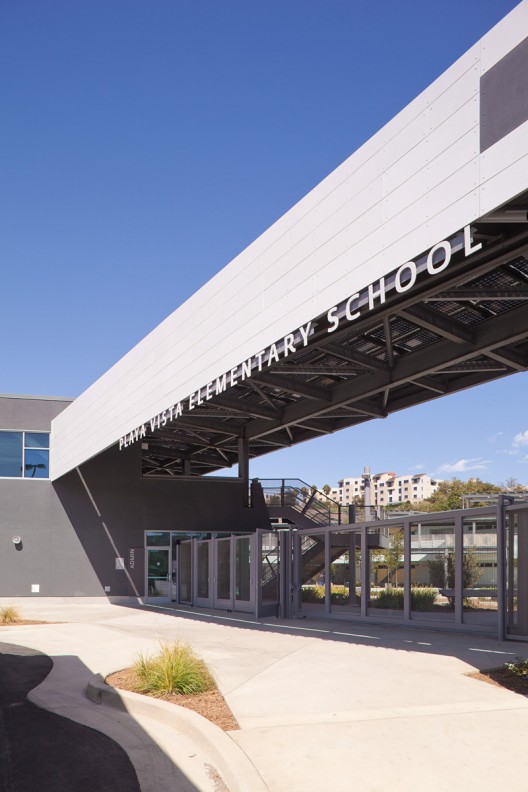 City of Los Angeles Green Building Award: Playa Vista Elementary School / Osborn Architects © Edmund Barr