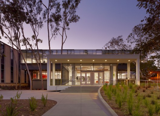 Education Award: The Resnick Institute for Sustainability/Joint Center for Artificial Photosynthesis, Caltech / John Friedman Alice Kimm Architects