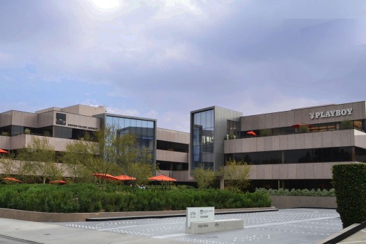 Commercial Office Buildings and Headquarters Award: UTA Plaza / Shimoda Design Group