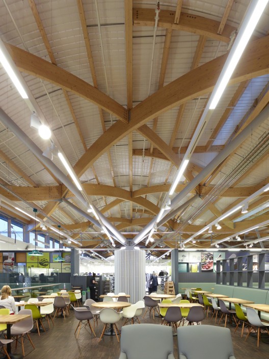 M&S Cheshire Oaks by Aukett Fitzroy Robinson © Paul White