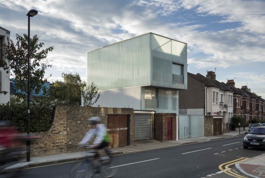 Slip House by Carl Turner © Tim Crocker