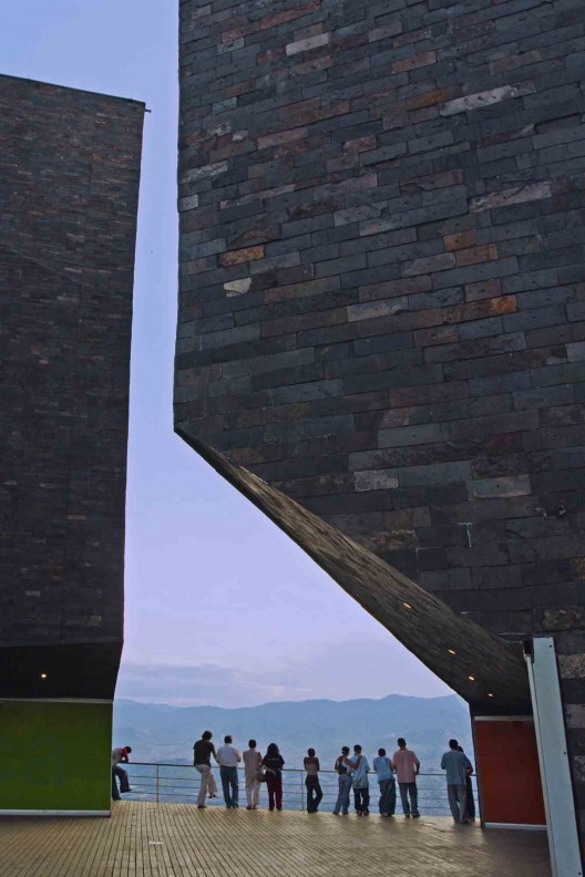 España Library,Medellin, Giancarlo Mazzanti. Photo: Sergio Gomez