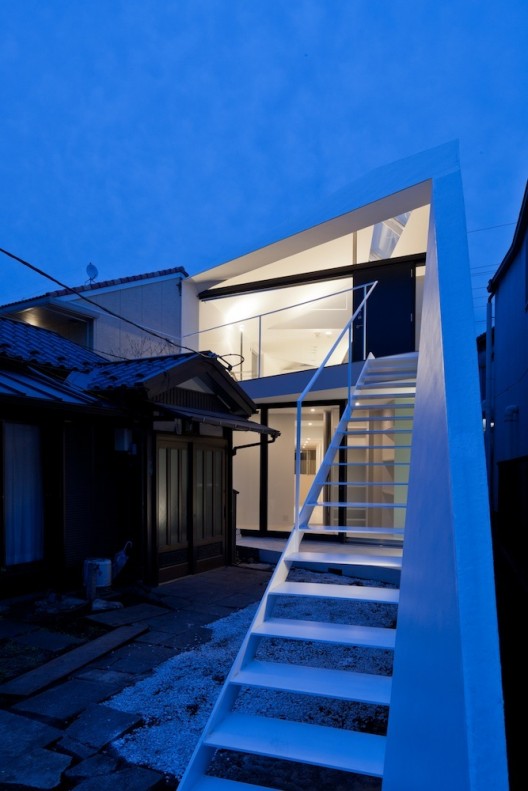 © Masao Nishikawa