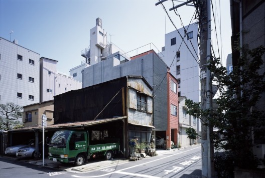 © Masao Nishikawa