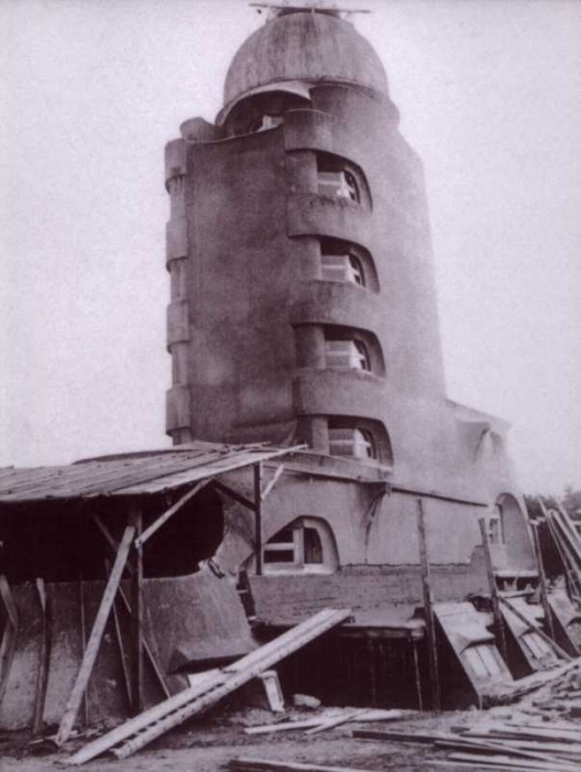via www.aip.de
