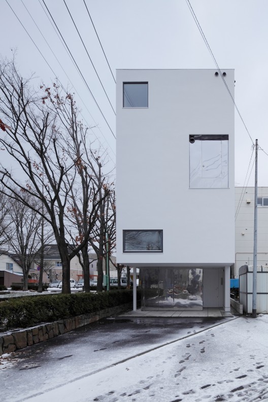 © Koji Sakai