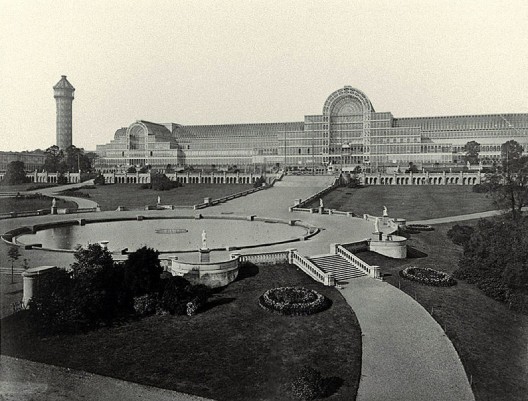 The Crystal Palace at Sydenham Hill, 1854. Photo by Philip Henry Delamotte © Wikimedia Commons