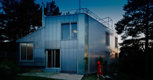 Espinar House by Miguel de Guzmán + Veidimanna Protum © Miguel de Guzmán