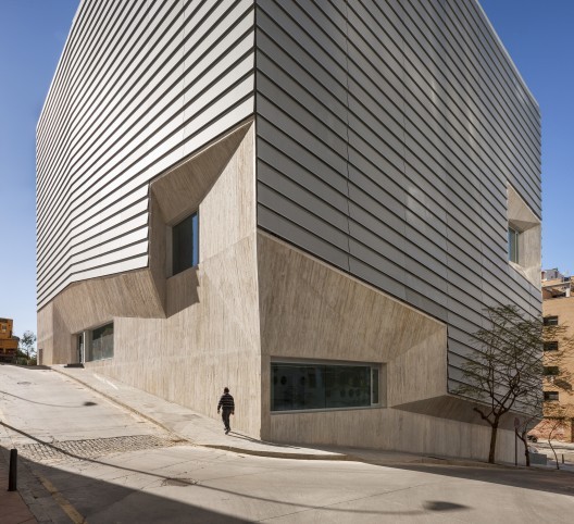 Public Library in Ceuta / Paredes Pedrosa. Image © Fernando Alda
