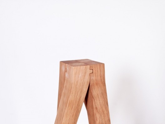 Franck Divay / White concrete and wood stool - furniture
