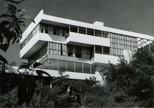 Richard Neutra's 1929 Lovell House. Image Courtesy of Wikiarquitectura