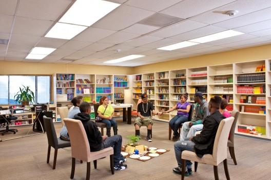 Peacemaking Room for Restorative Justice for Oakland Youth, Castlemont Highschool by FOURM Design Studio. Image © Theodor Rzad