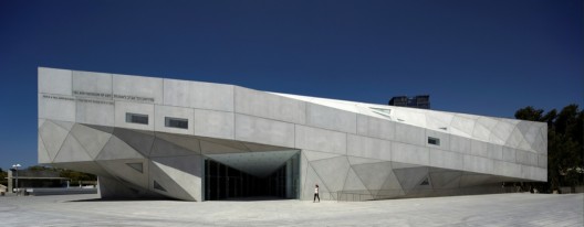 Tel Aviv Museum of Art – Extension by Preston Scott Cohen, 2010. Image © Amit Geron