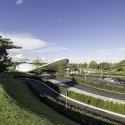 Autostadt Roof and Service Pavilion / Graft Architects © Tobias Hein