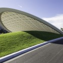 Autostadt Roof and Service Pavilion / Graft Architects © Tobias Hein