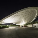 Autostadt Roof and Service Pavilion / Graft Architects © Tobias Hein