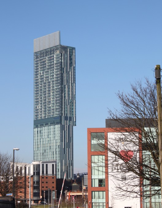 Beetham Tower / Ian Simpson Architects. Image © Arian Lehner