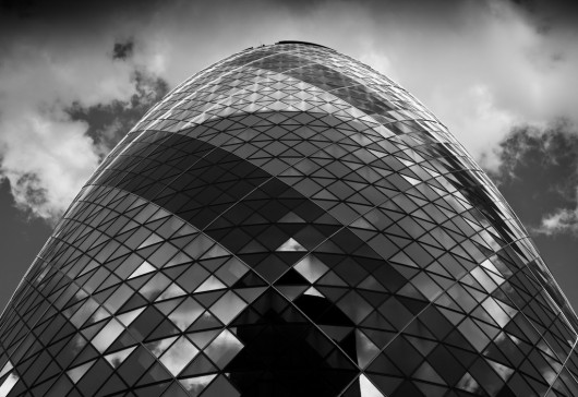 The Swiss Re Tower, Norman Foster & Arup Engineering. Image © Shaun Dunmall, Flickr User llamnudds